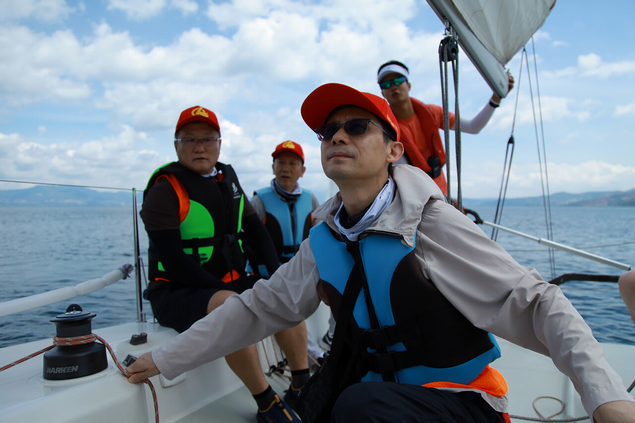 昆明玉溪撫仙湖帆船鐵人三項挑戰(zhàn)賽